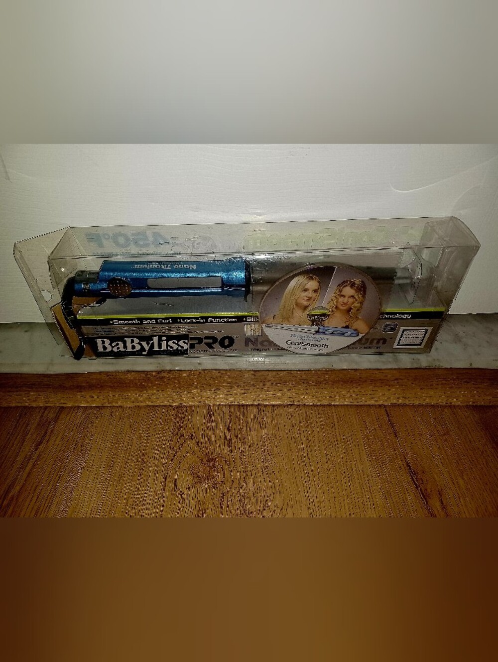 NIB BaBylissPRO Nano Titanium ConiSmooth 1¼” to ⅝” Styler / Curling Wand